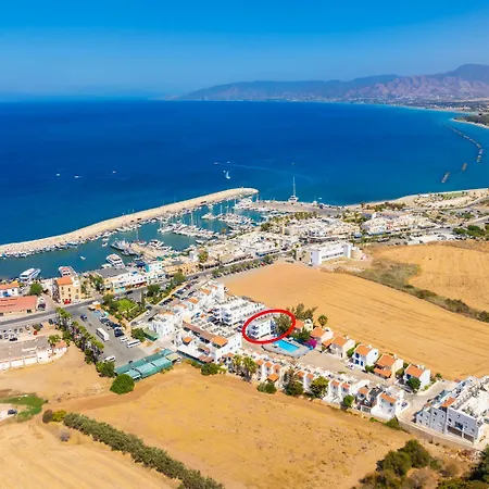 Apartment Seafront Lachi